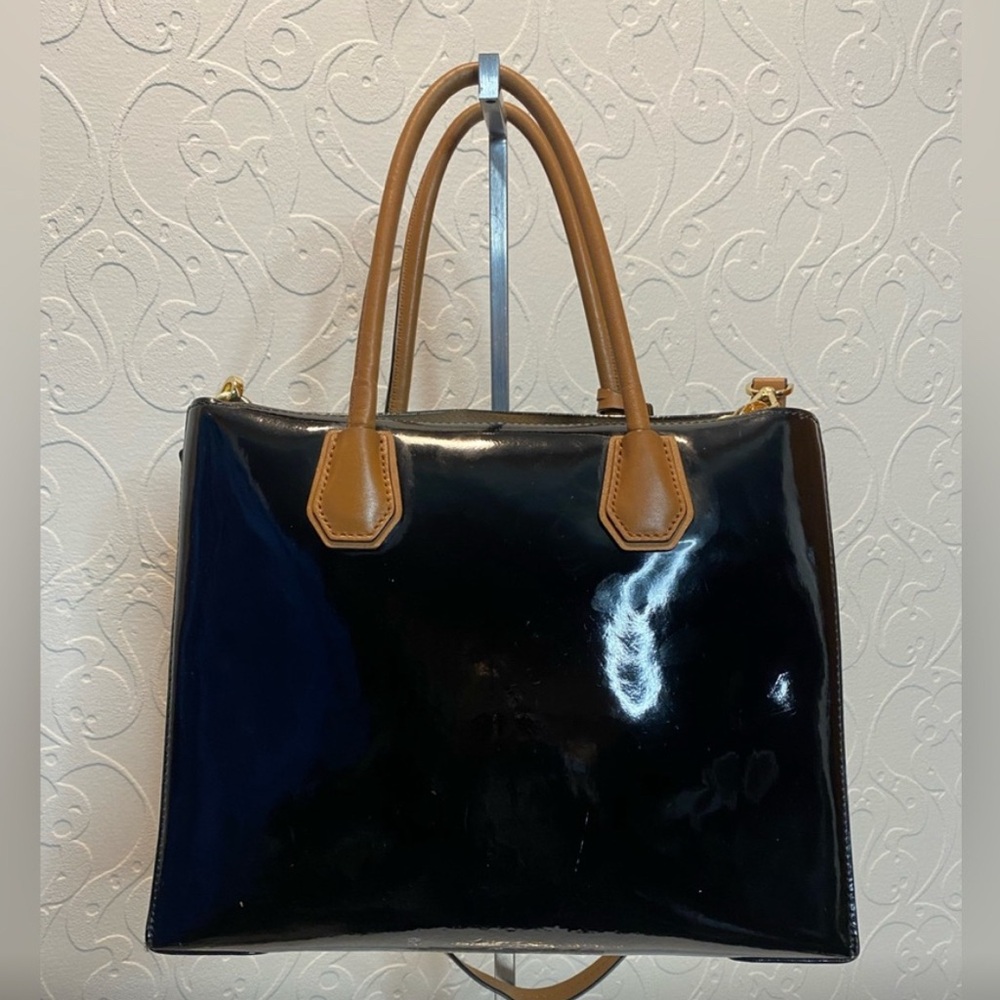 Michael Kors Mercer Black & White Patent Leather Bag/Crossbody Bag